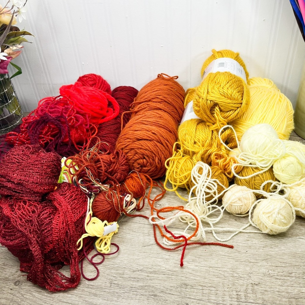Yarn Assorted Colors‎ Pattern Acrylic Blend Skein Ball Scrap Craft Supply Lot